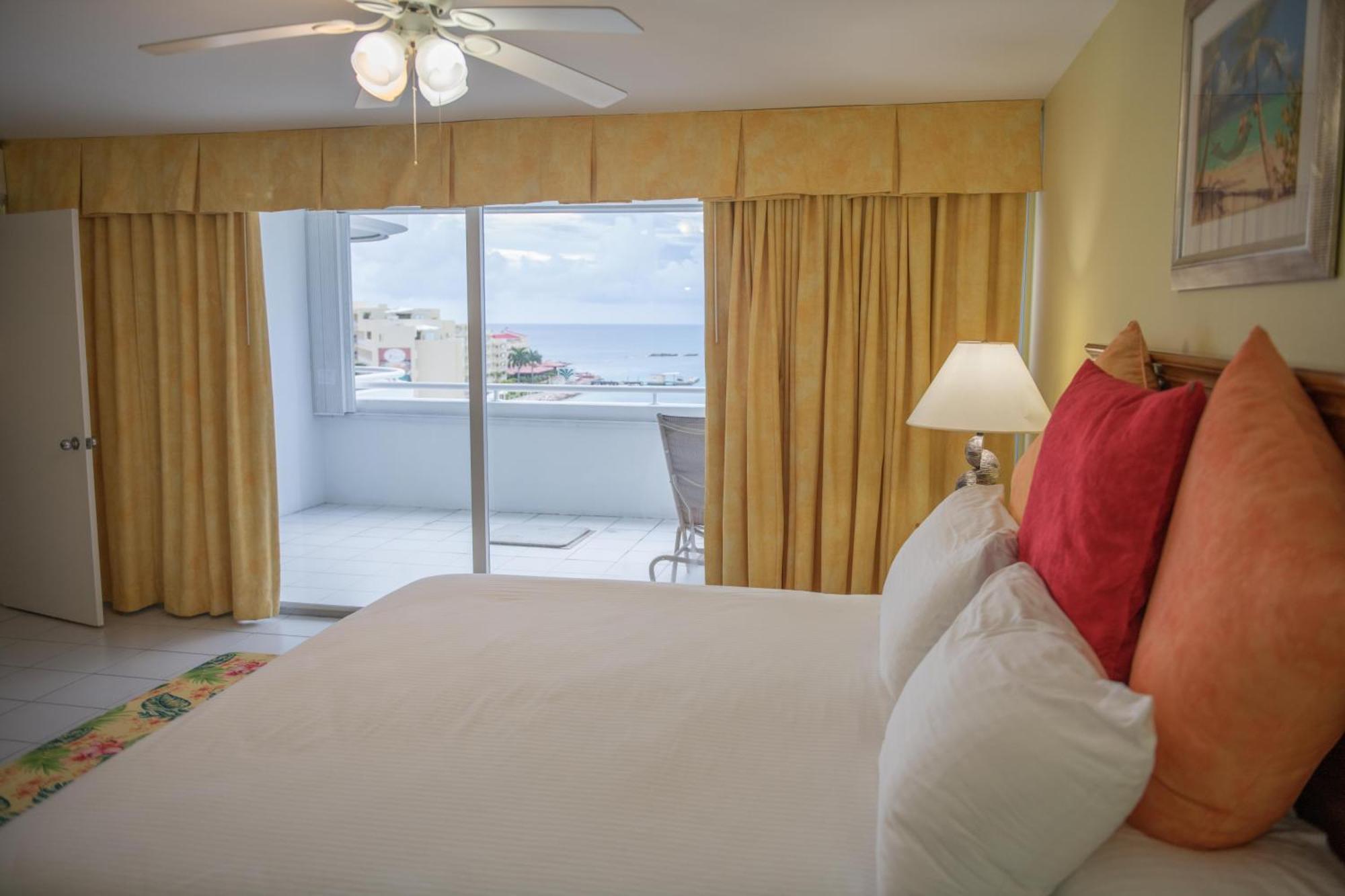 The Atrium Resort And Spa, Sint Maarten 辛普森湾 外观 照片
